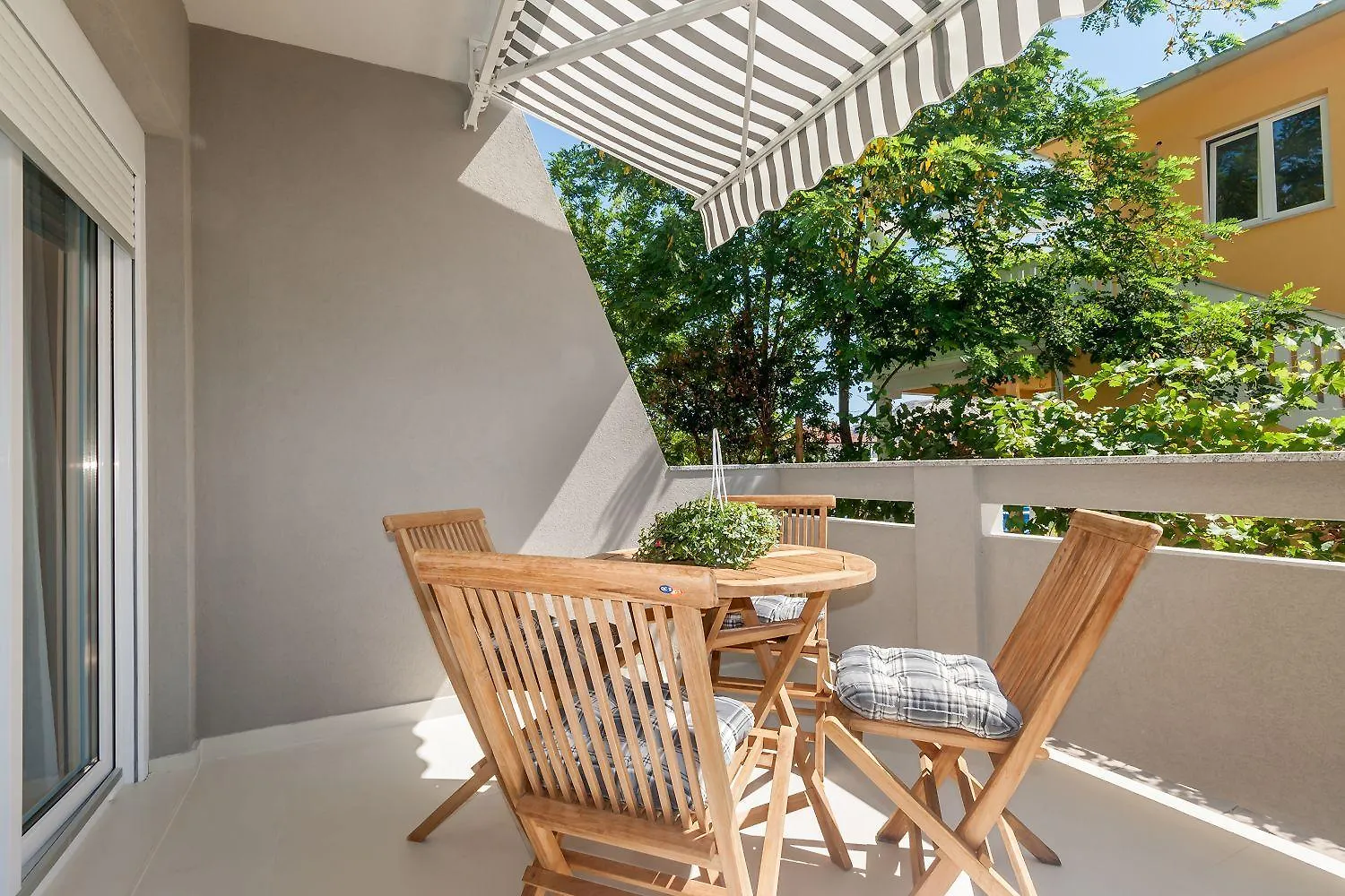 Tolles Apartment Nur 500 Meter Zum Strand باشْكا